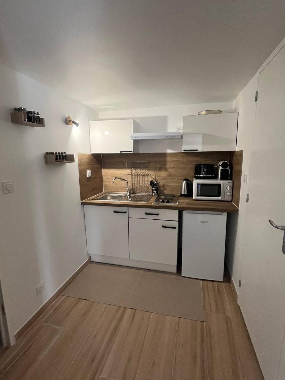 Charmant Et Confortable Appartement Narbonne Kültér fotó