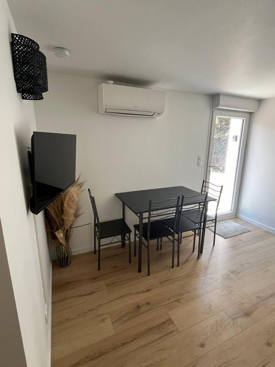 Charmant Et Confortable Appartement Narbonne Kültér fotó