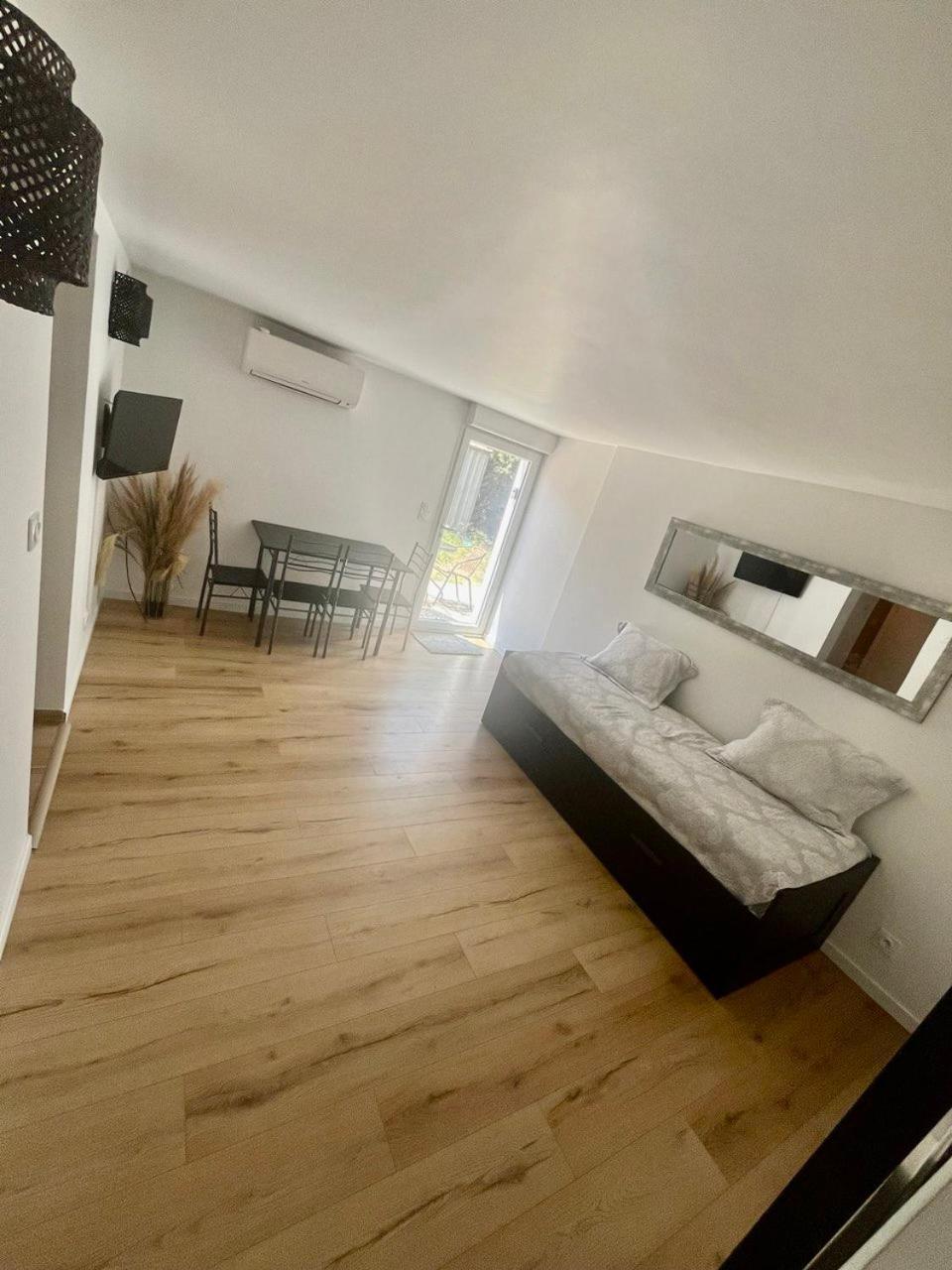 Charmant Et Confortable Appartement Narbonne Kültér fotó
